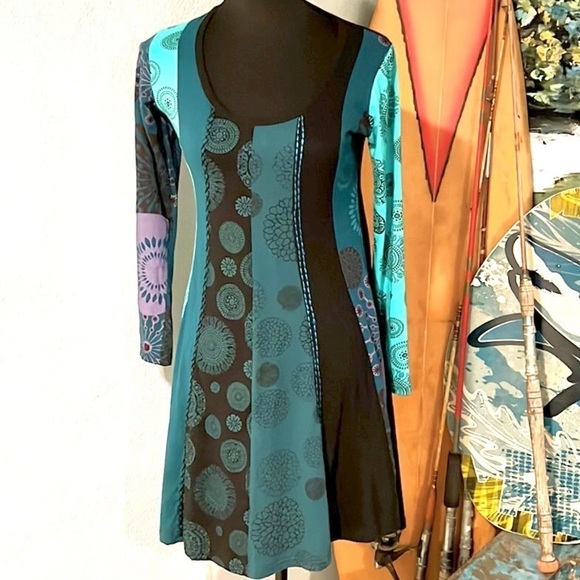 ⭐️Aller Simplement,Slimming,Fun,Funky &Fabulous, Turquoise&Other Amazing Colors! - Picture 1 of 12